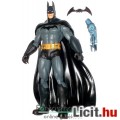 Batman Arkham figura - 18cm-es Batman figura Arkham megjelenéssel és szétszedhető-összehajtható Bata