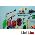 Lego ömlesztett másod osztályú figurák, növények, állatok, fegyverek