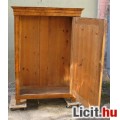 **Elegáns antik biedermeier szekrény**