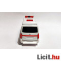 Tomica No.18 Nissan NV350 Caravan Ambulance 1:69 (2022) új