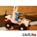 Lego rugós szafari autó figurával, rádióval