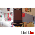 Eladó Samsung i8910 telefon  eladó működőképes  de az érintőképernyő felső r