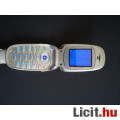 Eladó Samsung E330 telefon eladó Töltőről bekapcsol, képet nem ad, kéken vil