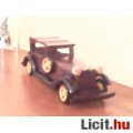 Eladó Fából készült oldtimer, akár ajándékba is adható!!!