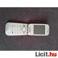 Sony Ericsson  z610 telefon  ,nem reagál semmire.