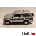 Tomica Premium No.04 Mitsubishi Pajero Eci-Multi V6 3000 (1991-) új