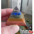 Gyógyító energiával rendelkező 7 csakra piramis