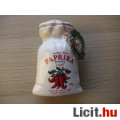 Eladó Paprika tartó Paprikával ( 50 gr Csipős paprika )