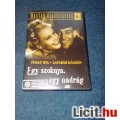 Eladó Egy szoknya, egy nadrág DVD
